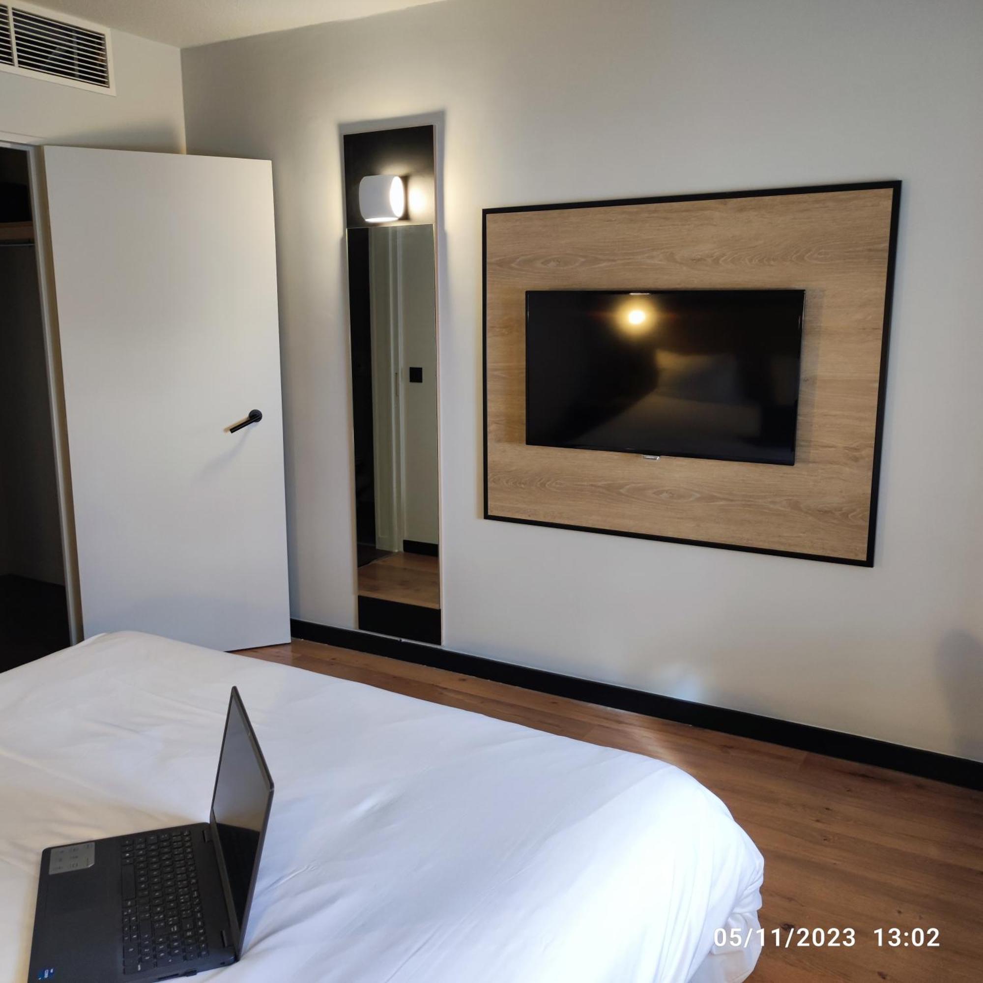 Ibis Châteauroux Exteriör bild